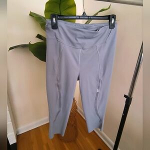 Lululemon Grey Yoga Capri Leggings Size 8